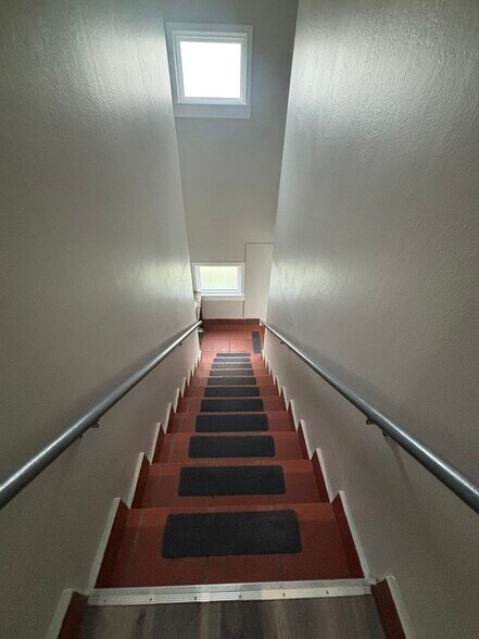 More Photos Of 1130-1132 McKendrie St, San Jose Medical For Lease