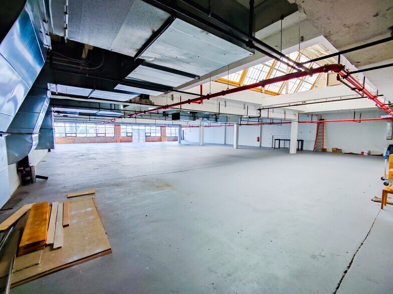 More Photos Of 160 Van Brunt St, Brooklyn Office For Lease