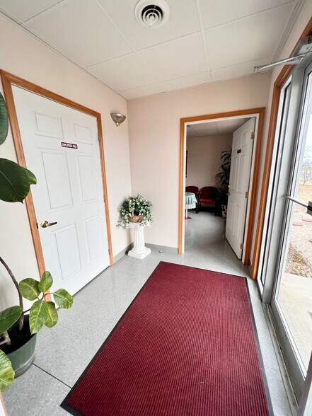 More Photos Of 1980 Pa-54 Hwy, Montgomery Office For Sale