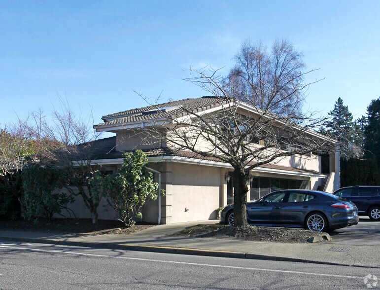 More Photos Of 11030 SW Capitol Hwy, Portland Medical For Lease