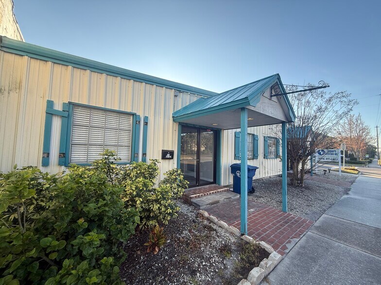 More Photos Of 528 S 8th St, Fernandina Beach Unknown For Lease