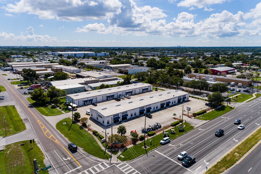 More Photos Of 12505 66th St N, Largo Warehouse For Lease