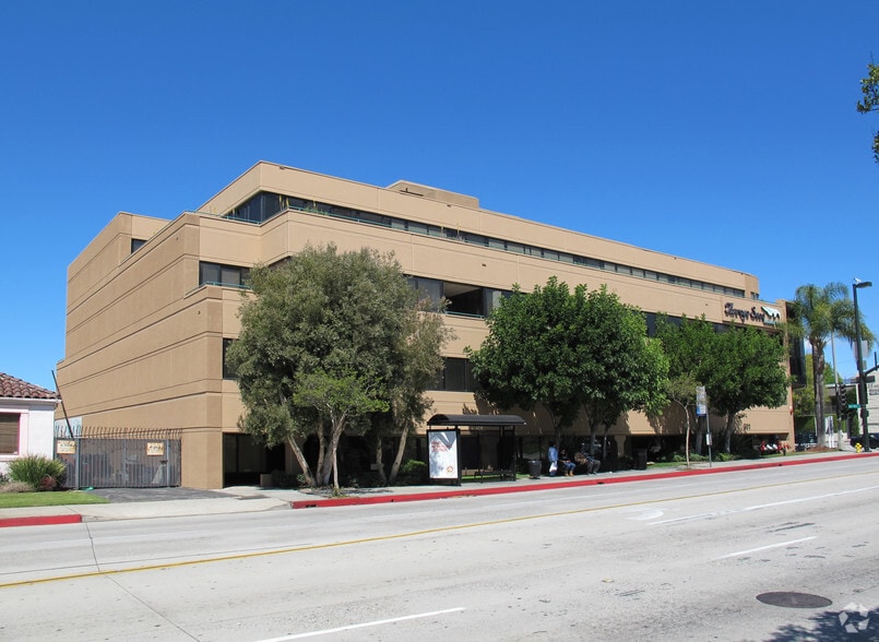 More Photos Of 301 S Fair Oaks Ave, Pasadena Medical For Lease