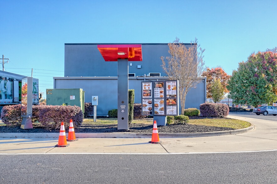 More Photos Of 515 Historic 441 Hwy, Cornelia Fast Food For Sale