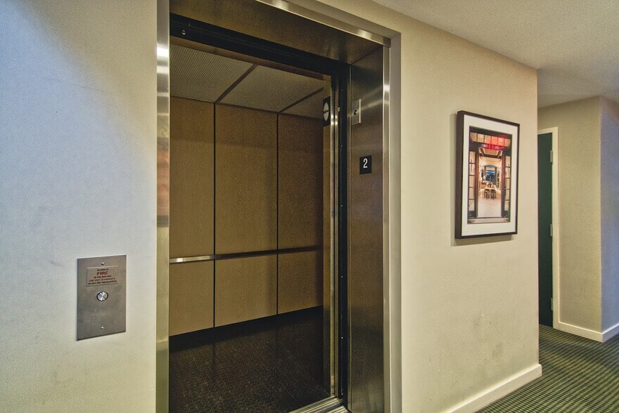 More Photos Of 3 Bow St, Lexington Coworking Space