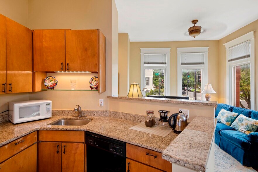 More Photos Of 1755 18th St Nw, Washington Apartments For Sale