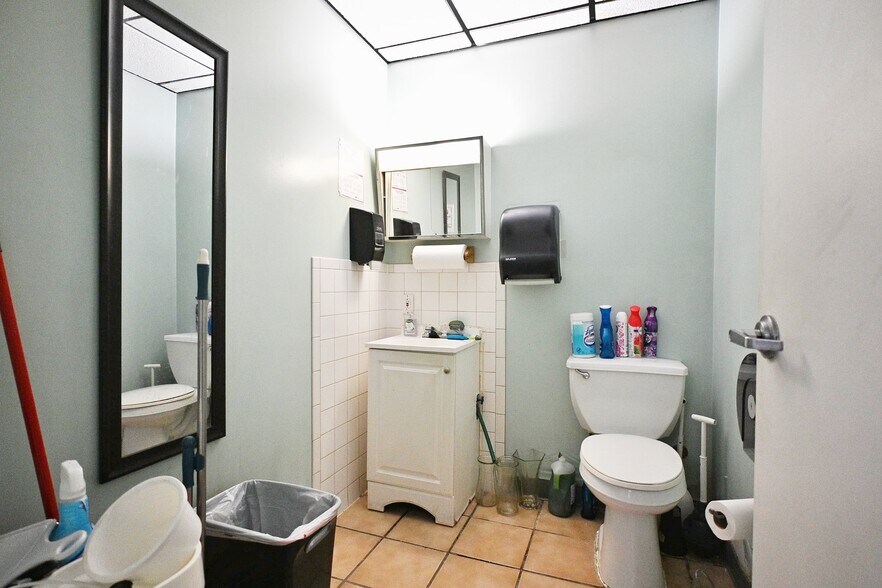 More Photos Of 474 Marcus Garvey Blvd, Brooklyn Storefront Retail Office For Lease