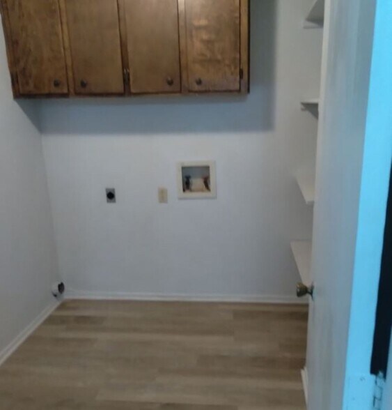 More Photos Of 1007 Richey Dr, Gladewater Apartments For Sale