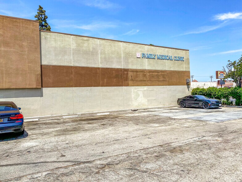 More Photos Of 5953 Atlantic Blvd, Maywood Medical For Lease