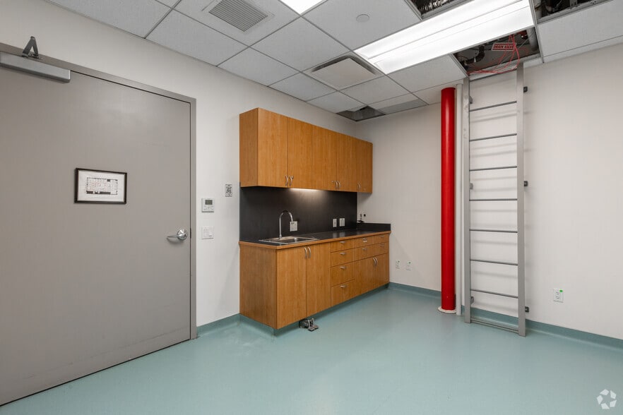 Photo of 10th Floor Ste 