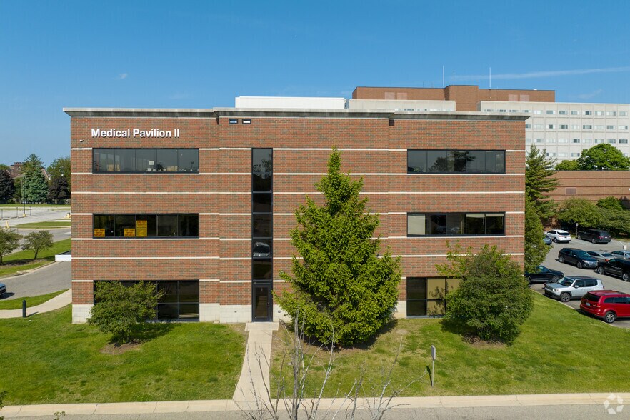 More Photos Of 7633 E Jefferson Ave, Detroit Medical For Lease