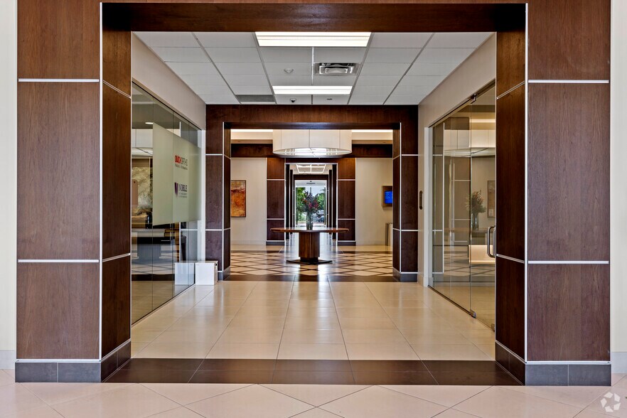 More Photos Of 431 E State Highway 114, Southlake Medical For Lease