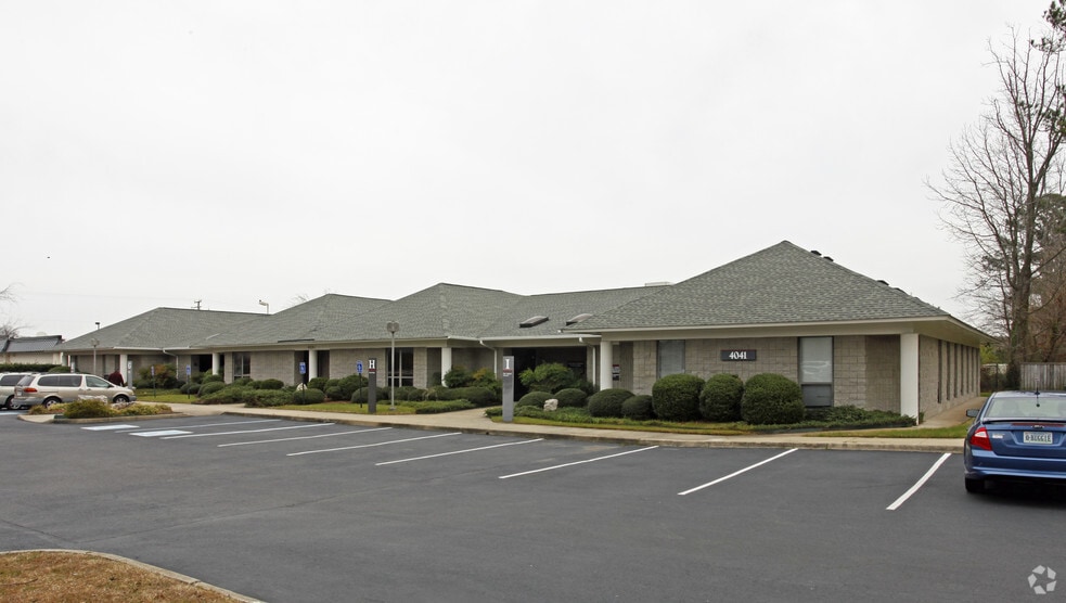 More Photos Of 4041 Taylor Rd, Chesapeake Medical For Lease