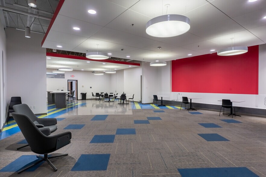 More Photos Of 1230 Macklind Ave, Saint Louis Coworking Space