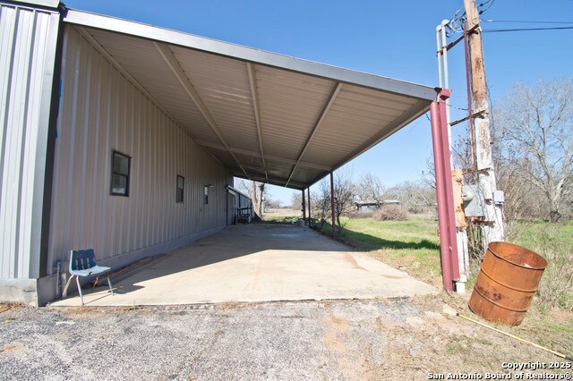 More Photos Of 5673 Stuart Rd, San Antonio Specialty For Sale