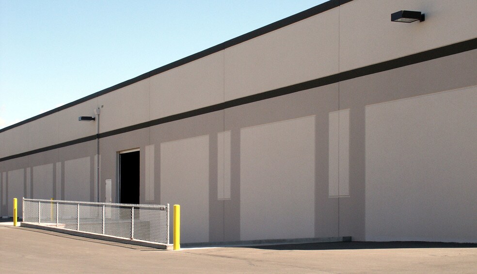 More Photos Of 460-480 Technology Way, Napa Flex For Lease