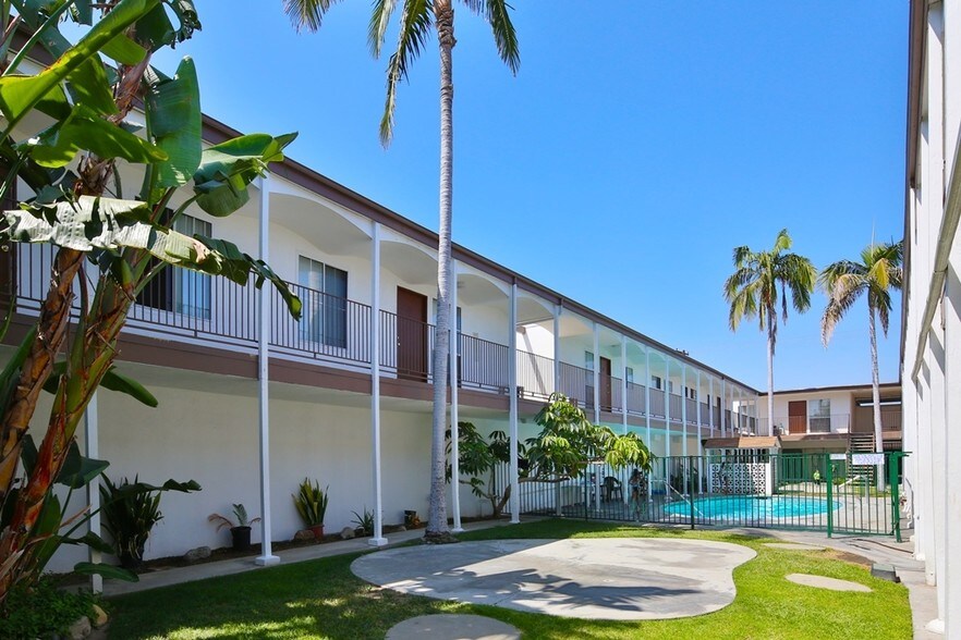 More Photos Of 12645 Norwalk Blvd, Norwalk Apartments For Sale