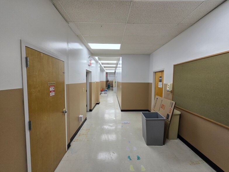 More Photos Of 80 Woodrow Rd, Staten Island Daycare Center For Lease