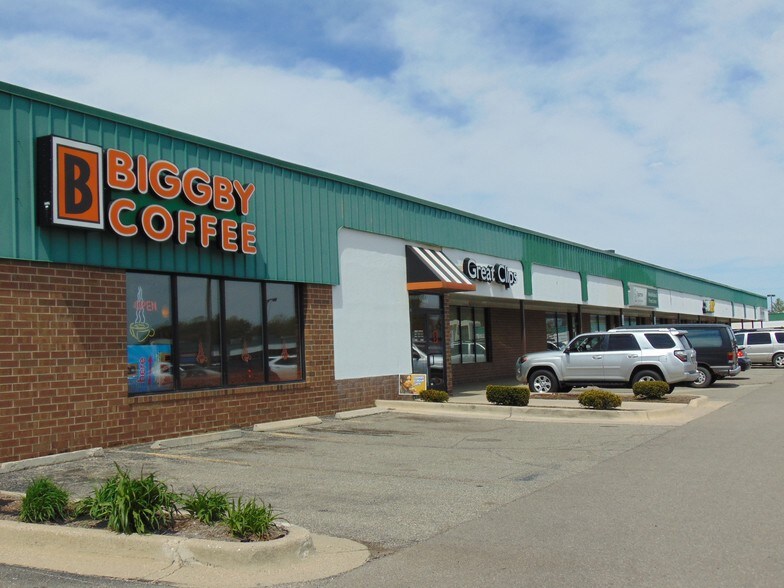 More Photos Of 1005-1103 S Old Us-27, Saint Johns Unknown For Lease