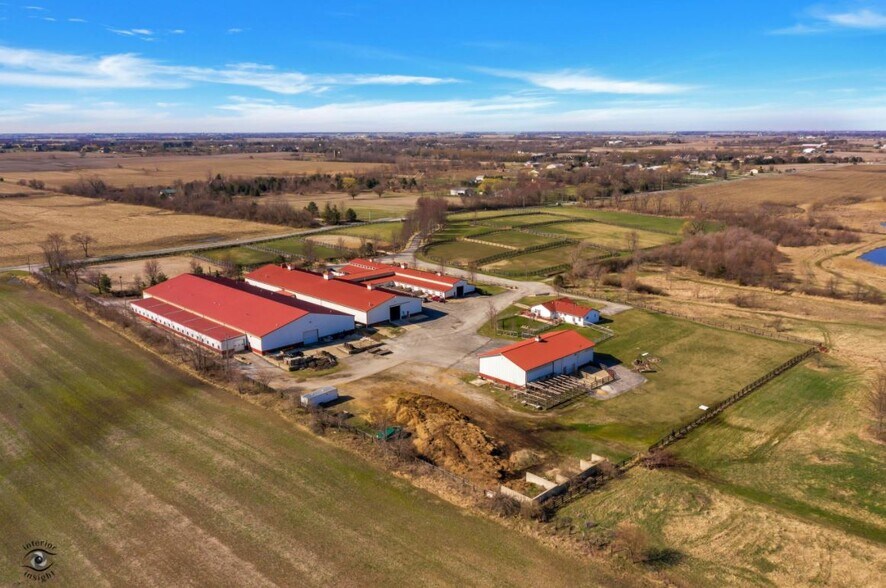 More Photos Of 9436 W Steger Rd, Frankfort Horse Stables For Sale