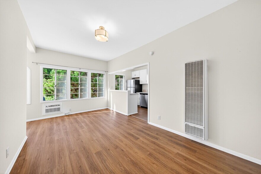 More Photos Of 822 Hayworth Ave, Los Angeles Apartments For Sale