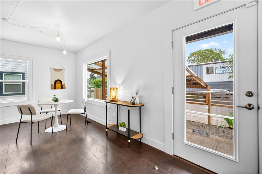More Photos Of 3327 SE 50th Ave, Portland Office Residential For Sale