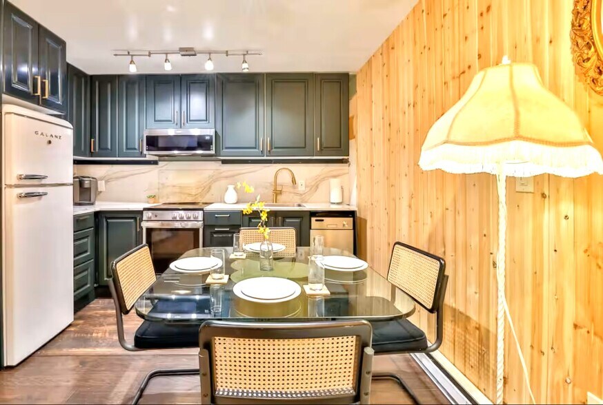 More Photos Of 64 Highlands Drive, Hunter Hospitality For Sale
