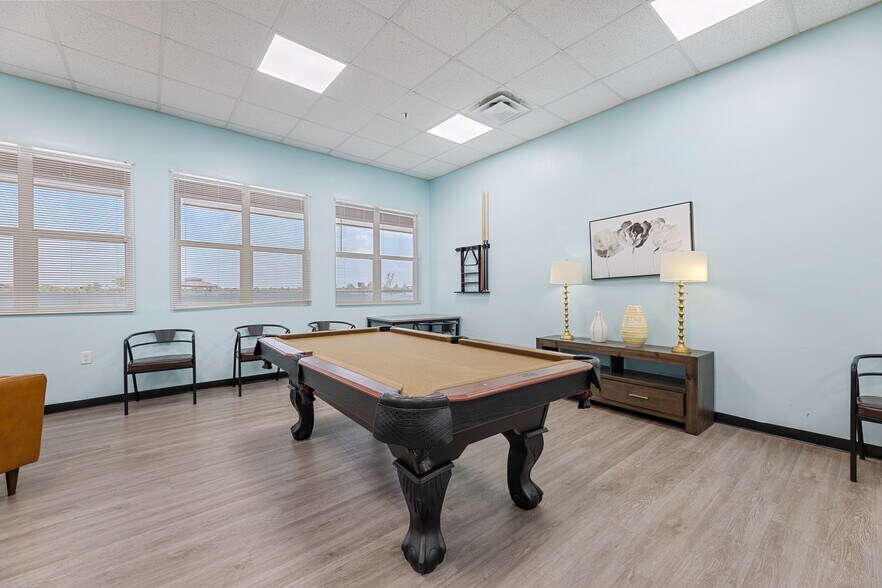 More Photos Of 702 Santee St, Prairie View Apartments For Sale