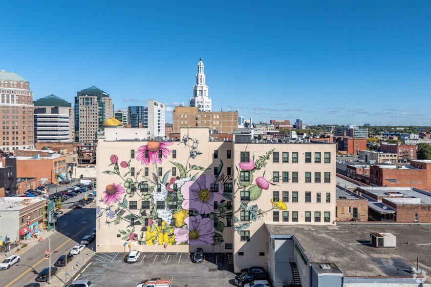 More Photos Of 465 Washington St, Buffalo Apartments For Lease