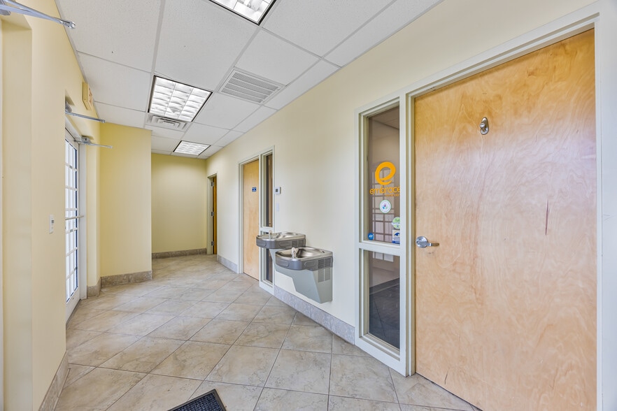 More Photos Of 5500 Murrell Rd, Melbourne Office For Sale