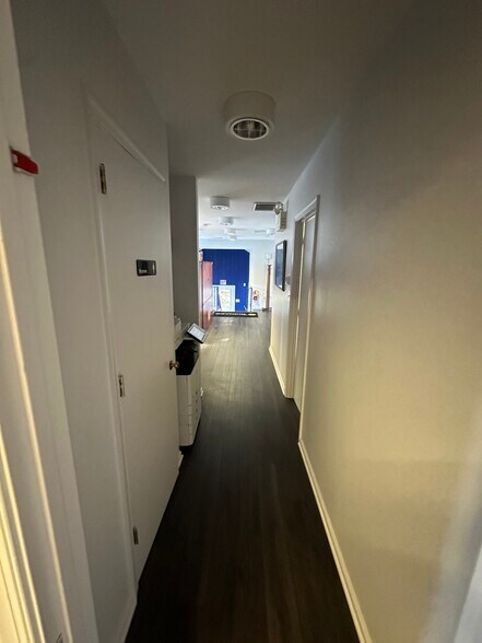 More Photos Of 71 Cedar Ave, Hershey Office For Lease