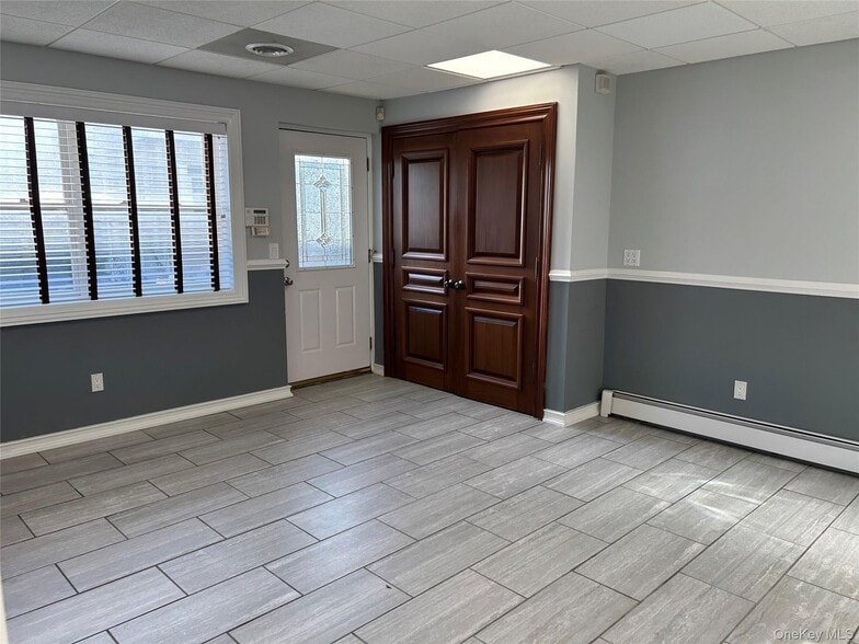 More Photos Of 361 Union Blvd, West Islip Office For Sale