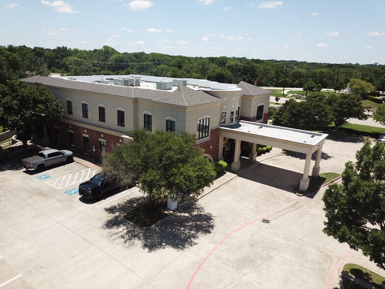 More Photos Of 4880 Long Prairie Rd, Flower Mound Office For Lease