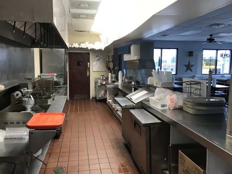 More Photos Of 3416 N Main St, Hope Mills Fast Food For Sale