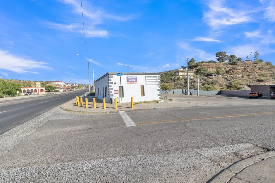 More Photos Of 1600 E Ash St, Globe Medical For Sale