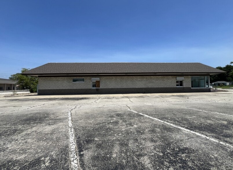 Primary Photo Of 2799 N 22nd St, Decatur Freestanding For Sale