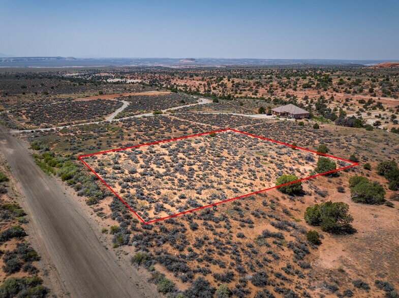 More Photos Of 366 S Joe Wilson Dr, La Sal Land For Sale