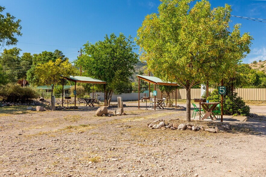 More Photos Of 93 Catwalk, Glenwood Trailer Camper Park For Sale