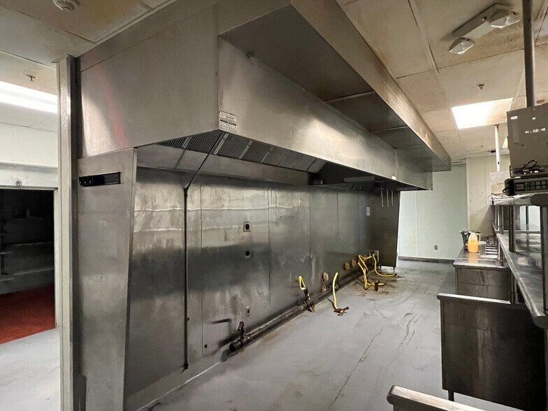 More Photos Of 327 Star Rd, Allentown General Retail For Sale