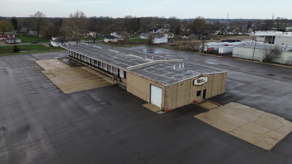 More Photos Of 215 S Olive St, South Bend Truck Terminal For Lease
