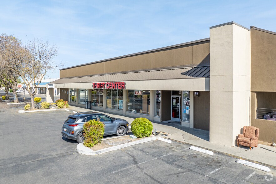 More Photos Of 106-108 W Main St, Woodland General Retail For Sale