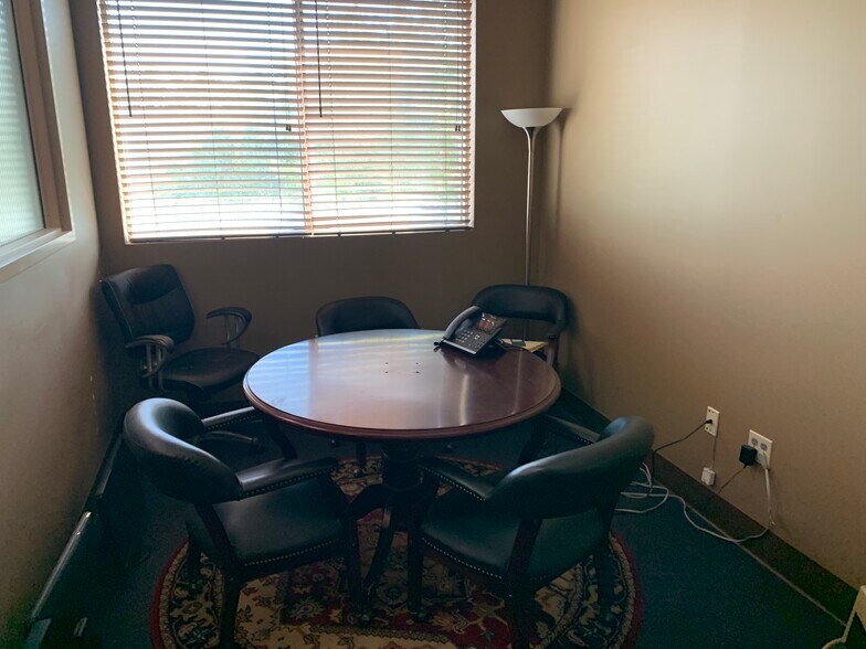 More Photos Of 701 S Howard Ave, Tampa Storefront Retail Office For Lease