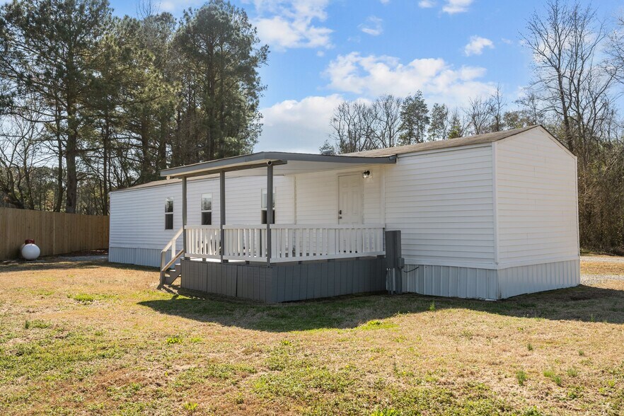 More Photos Of 9572 Hwy 41 W, Pink Hill Land For Sale