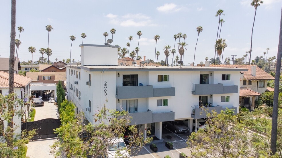 More Photos Of 2060 S Hobart Blvd, Los Angeles Multifamily For Sale