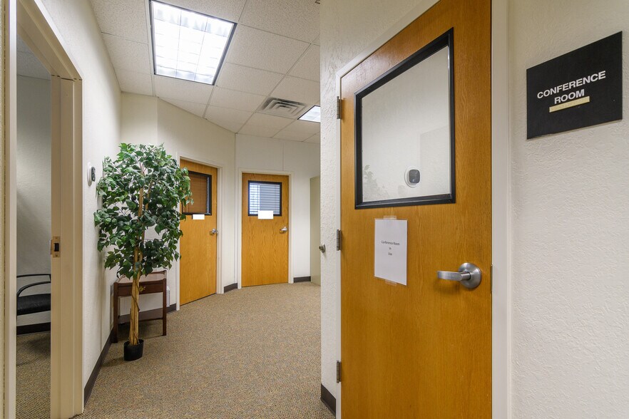 More Photos Of 2023 St. Mary's Blvd, Jefferson City Medical For Lease