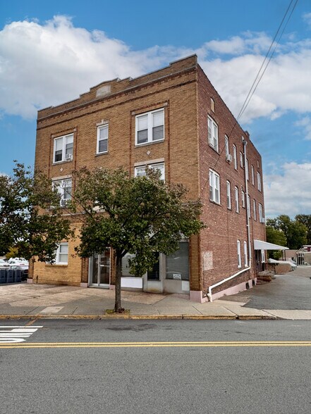 More Photos Of 140 Rt-7, Nutley Apartments For Sale