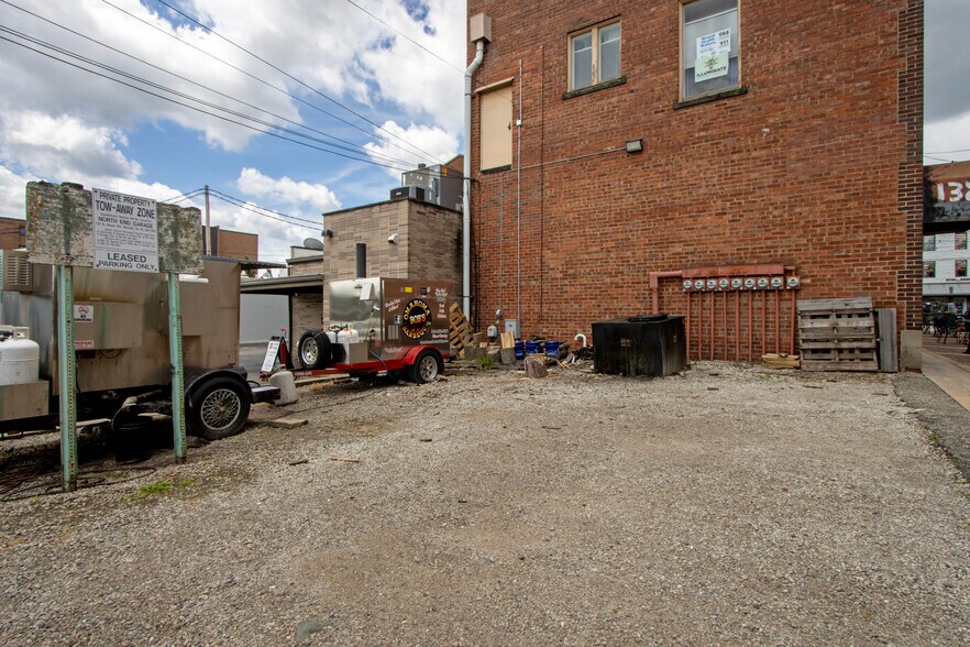 More Photos Of 128 S Market St, Wooster General Retail For Sale