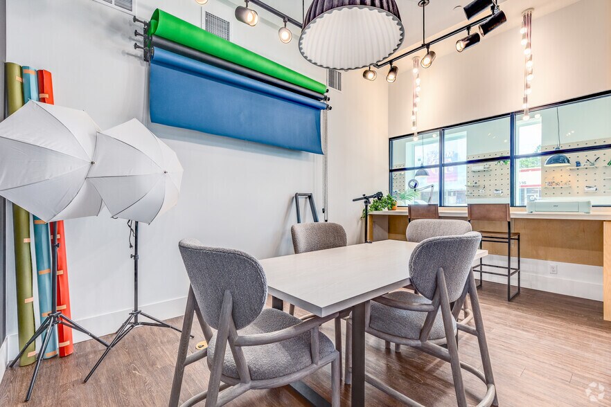 More Photos Of 1647 E Colonial Dr, Orlando Apartments For Sale