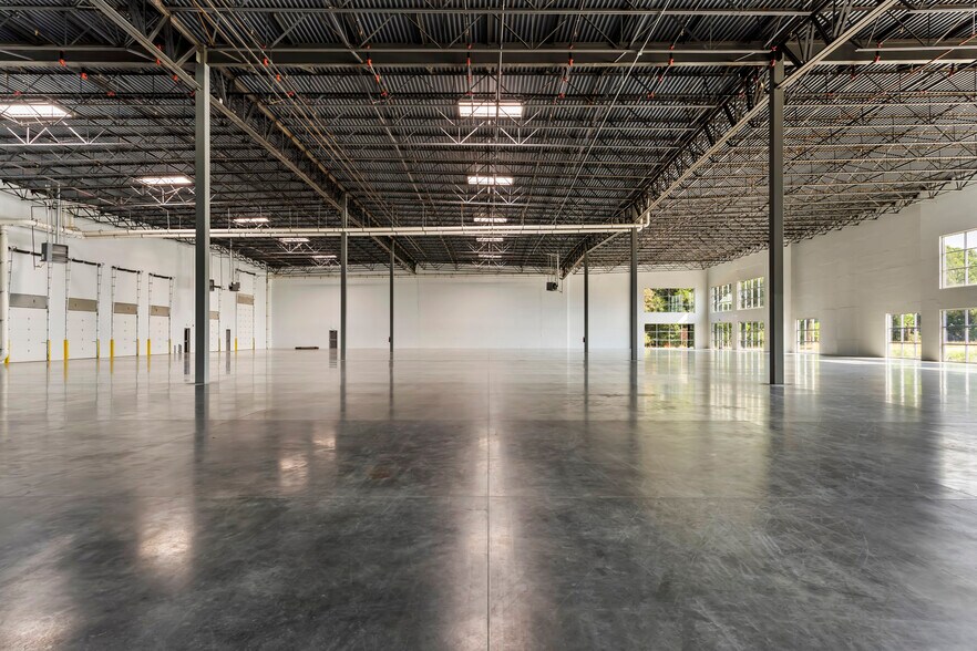 More Photos Of 626 W Stockman Way, Ogden Distribution For Lease