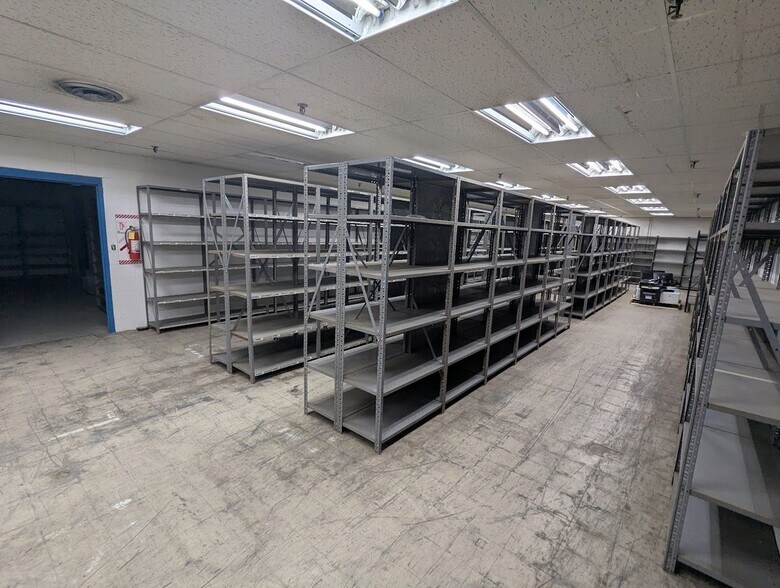 More Photos Of 284 Bliss St, West Springfield Warehouse For Lease